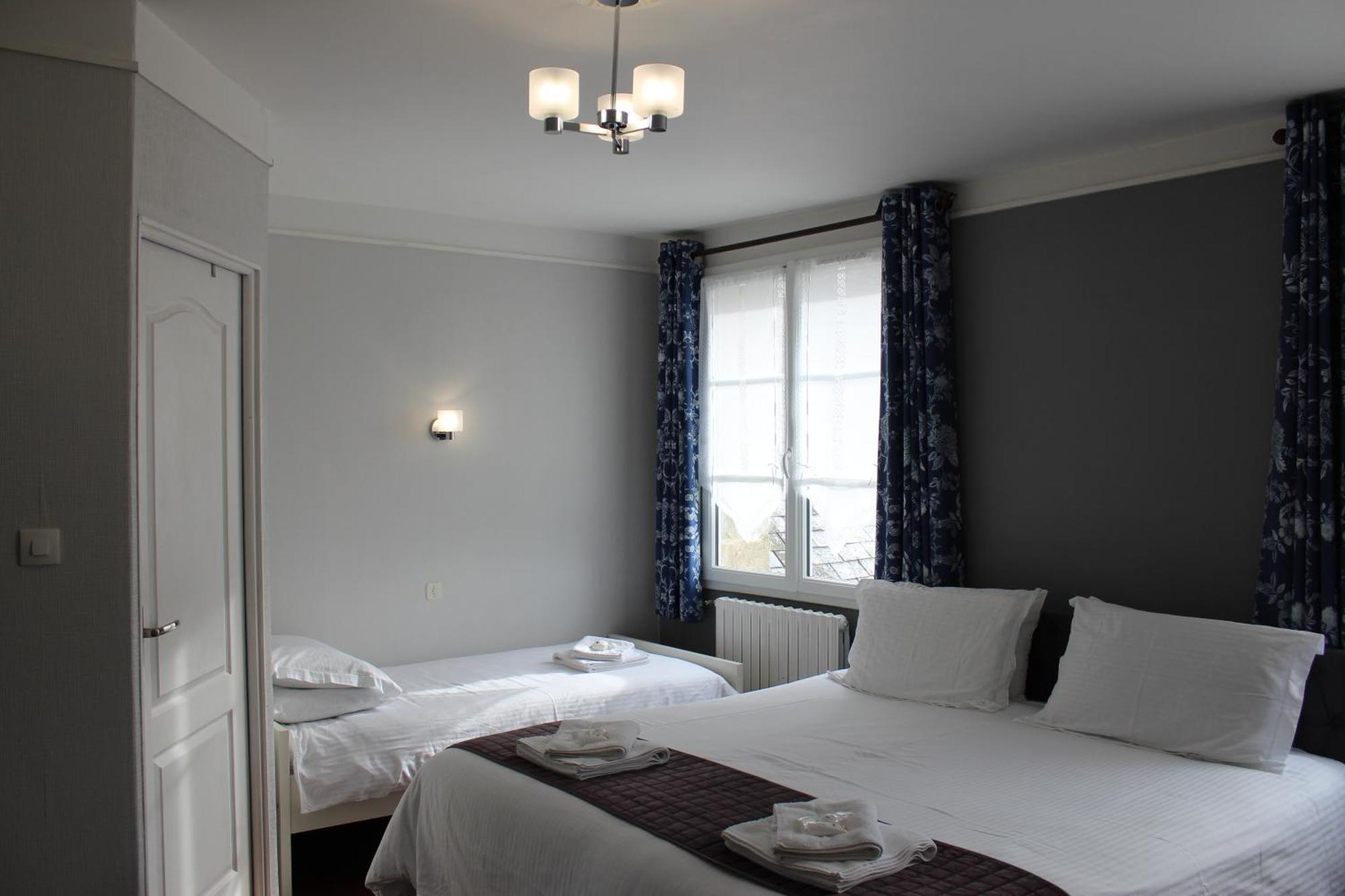 Le Clos Castel Raids Luaran gambar